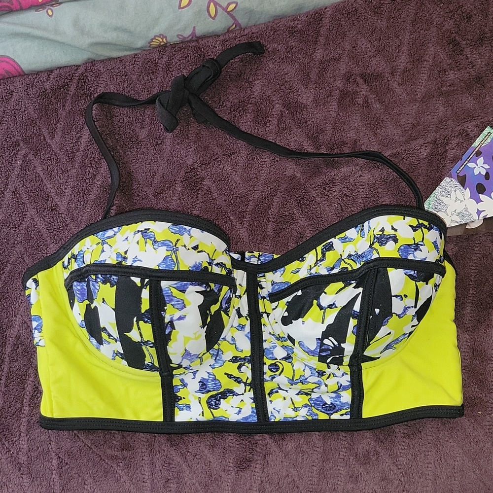 Bikini top